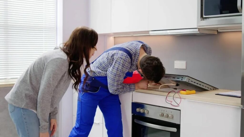Hướng dẫn tự kiểm tra và xử lý lỗi E2 trên bếp từ 