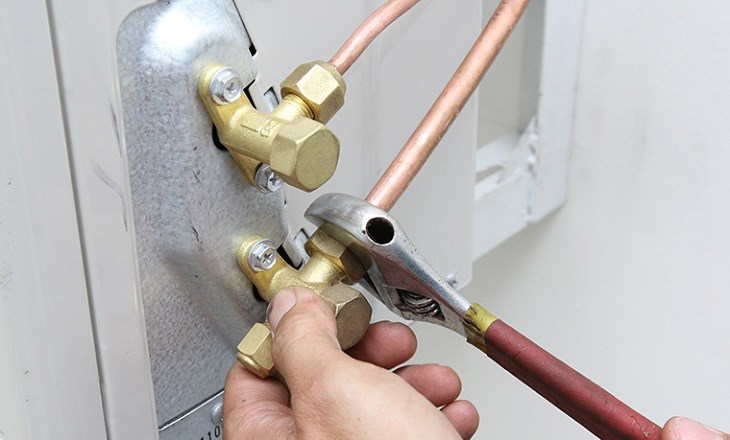 Điều hòa bị xì gas hoặc thiếu gas sau thời gian dài sử dụng