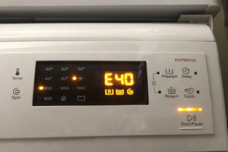 Lỗi E40 là mã lỗi cảnh báo từ hệ thống cửa