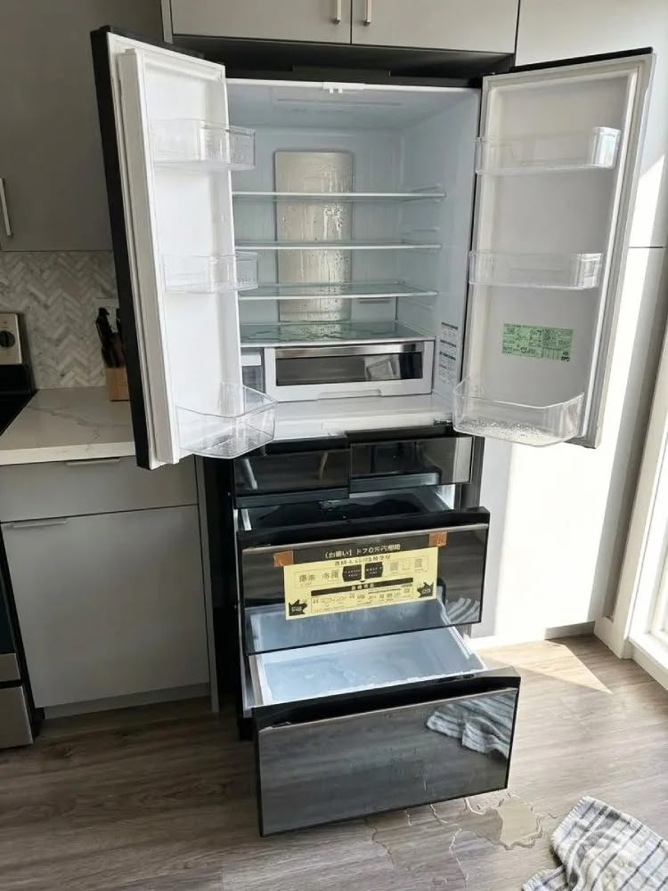 Vì sao tủ lạnh Hitachi chảy nước và cách khắc phục